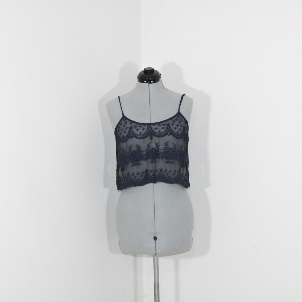 3/$10 Forever21 Navy Blue Lace Crop Top Size Small
